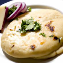 Quesillo vs. Mozzarella: Best Cheese for Perfect Pupusas